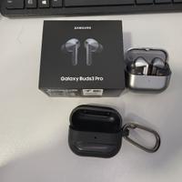 Samsung Buds 3 Pro e custodia extra.