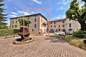 CASA SEMINDIPENDENTE A FOSSATO DI VICO