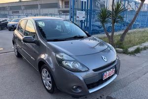 Renault Clio 1.5 dCi 75 CV 2012 navigatore