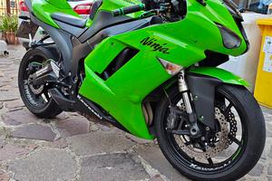 Kawasaki ninja zx6r 2008 