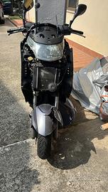 Scooter kymco dink 125 incidentato