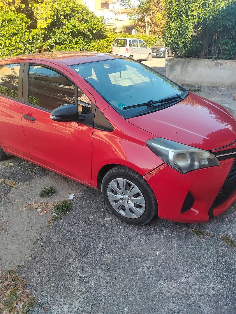 Toyota Yaris 2015 photo 2