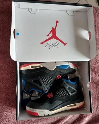 Air Jordan 4 Retro