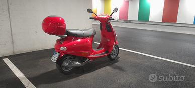 Vespa 150 ET4
