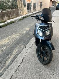 Moto,scooter outlook 125 sport