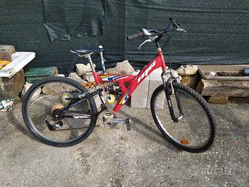 bicicletta MTB uomo 