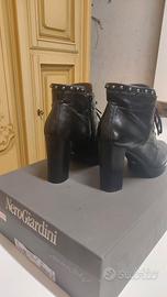 stivaletti Nero Giardini, in pelle, numero 38