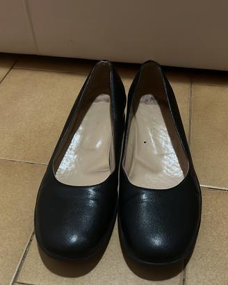 Scarpe da cameriera