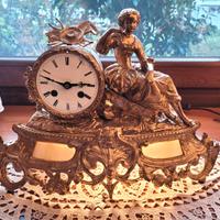 Orologio da tavolo del 1850 antimonio ed alabastro