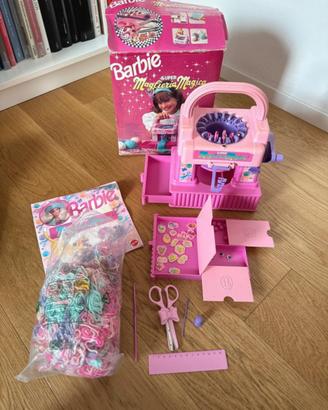 Gioco Super Maglieria Magica di Barbie