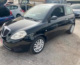 Lancia Ypsilon 1.4 Argento Ecochic GPL