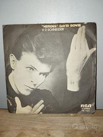 Vinile "HEROES" 45 giri