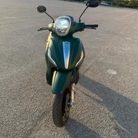 Piaggio Beverly 125 i.e 2015