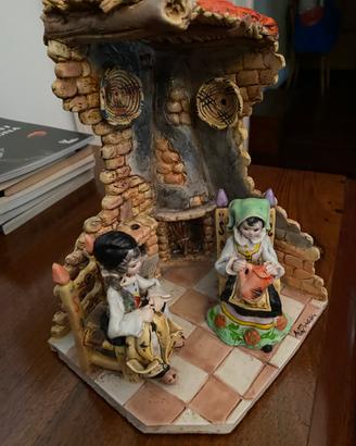 Artigianato sardo ( figure intorno a un focolare )