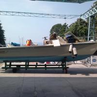 Boston Whaler 25