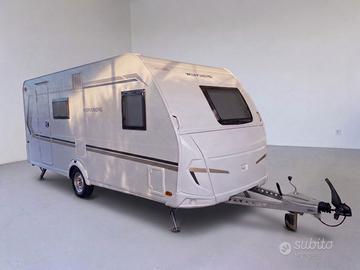 Roulotte Weinsberg 500 FDK- 6 posti - anno 2025