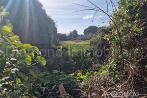 Fabbricato con terreno a Stazzo- Acireale