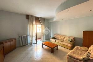 4 LOCALI A MONZA