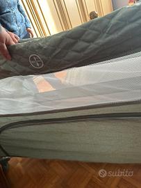 Lettino da campeggio con materasso