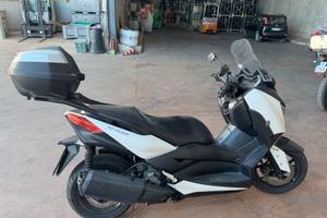 Yamaha X Max