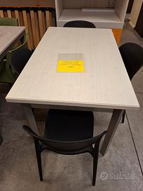 Tavolo SCAVOLINI con 4 sedie 