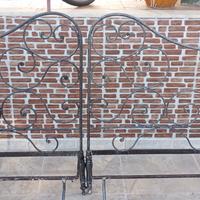 testata letto antica in ferro battuto 