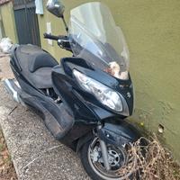 Suzuki burgman 400