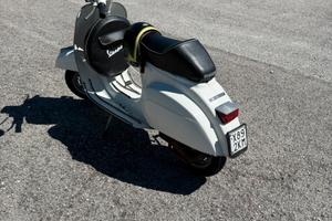 VESPA 50 special