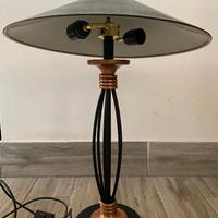 Lampada da scrivania stile “Sedge Hat Shade”