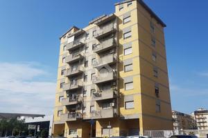 MONOLOCALE A PALERMO