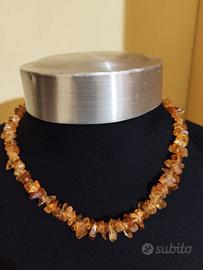 Collana in pietre