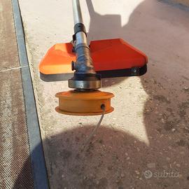 decespugliatore oleomac 726