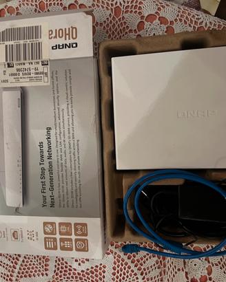 Router QNAP QHora-301W – Wi-Fi 6, Dual Porte 10GbE