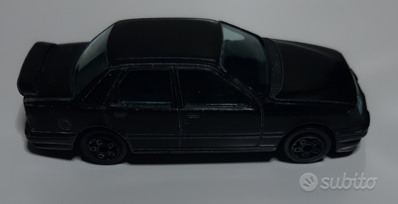 Miniature Bburago Ford Sierra Tamoil 1/43 – Super Occasion Pour Collection !