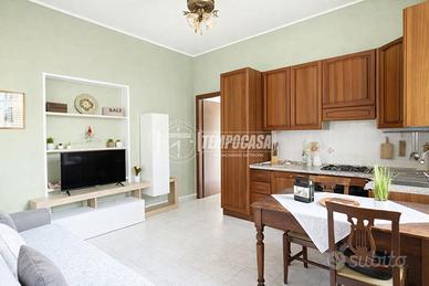 RIF. 594 - BILOCALE IN CENTRO PAESE SENZA SPESE CO