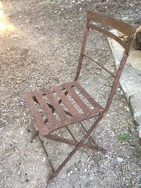 Sedia d'epoca in ferro