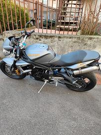 Triumph Street Triple r - 2011