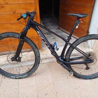 Scott scale 930 carbon