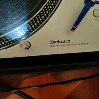 Giradischi Technics

-1200MK7