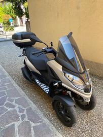 Piaggio mp3 300 hpe sport