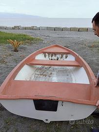 Barca in vetroresina + Motore Mercury + Accessori