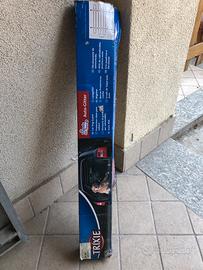 Divisorio di protezione per auto