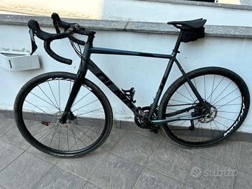 Bici Gravel Olmo