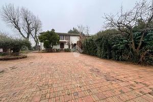 VILLA SINGOLA A RAVENNA