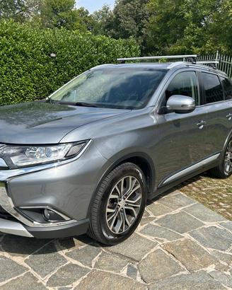 Mitsubishi Outlander 2.2 DI-D 4WD Instyle 7p.
