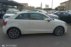 Audi A1 1.6 S.LINE TDI 105 CV 3P Ambition PASAGGIO