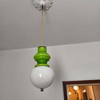Lampadario Anni 60 In Vetro Opalino Bianco Vintage
