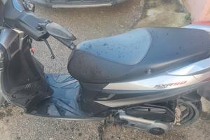 Scooter urbano grintoso