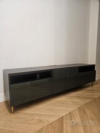 Mobile TV IKEA BESTA