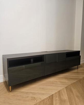 Mobile TV IKEA BESTA